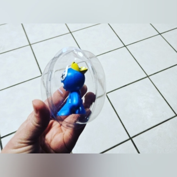 2024 PhatMojo Official Rainbow Friends Mini Figures Series 2 Blue - Picture 3 of 8